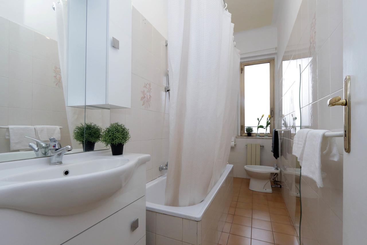 Central San Lorenzo Apartment روما المظهر الخارجي الصورة